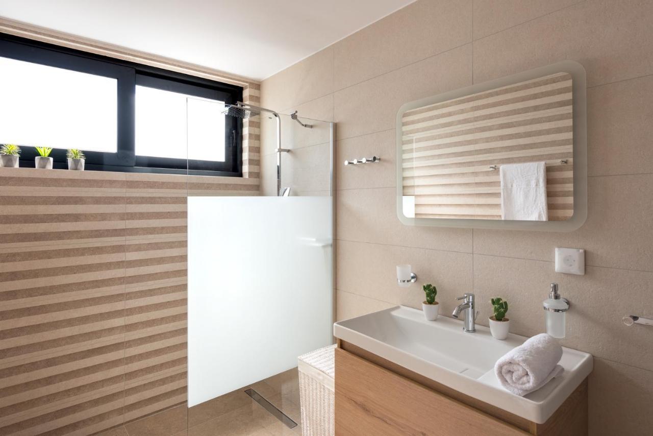 איקסיה Aquarama Pool Apartments מראה חיצוני תמונה